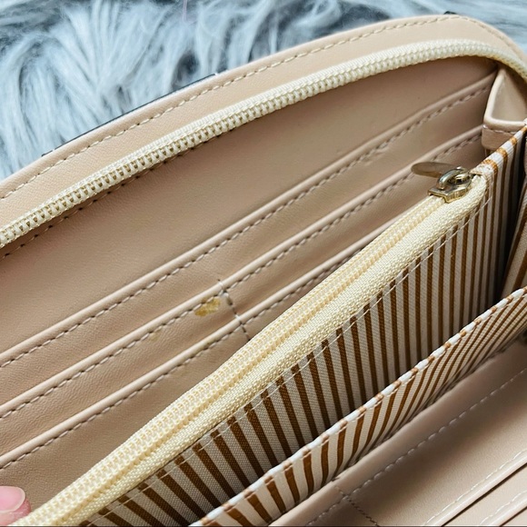 Dog lovers zip around wallet - Picture 6 of 9